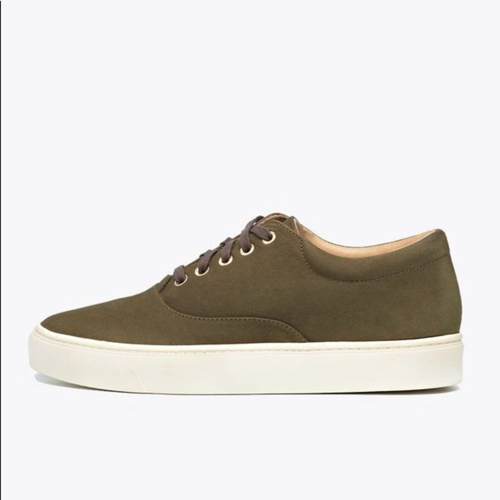 Nisolo Elayna Sneaker